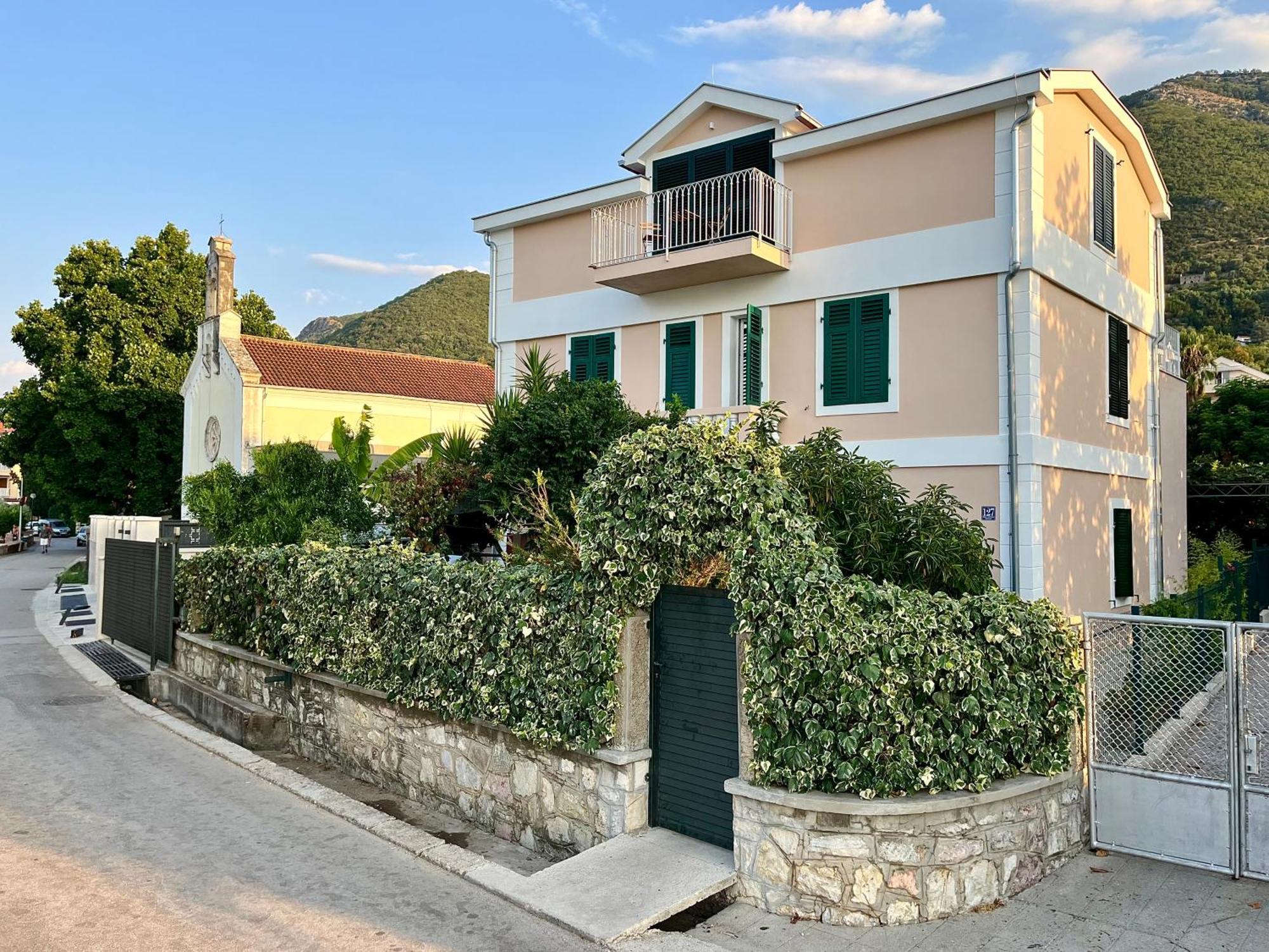 Apartment Dunja Djenovici Herceg Novi Exterior foto